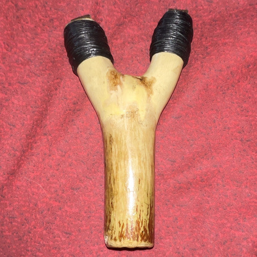 Wooden shape handheld - y-shape,