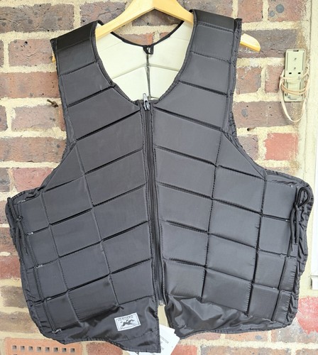Riders horse riding - js,