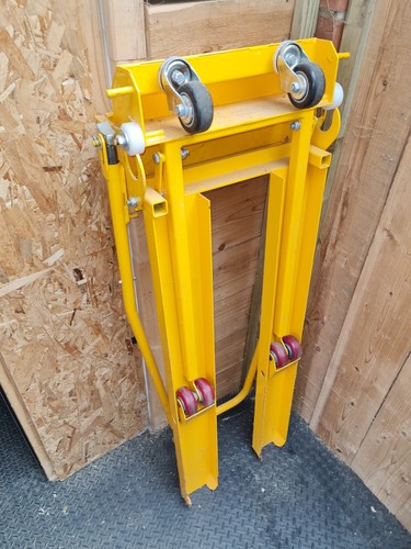 300kg folding pallet lifter - pallet,