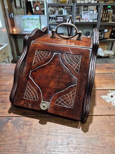 Coal scuttle wooden - 🕸,