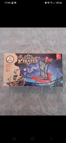 Legend pirates building - pirates,