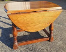 VINTAGE OAK DROP LEAF OCCASIONAL TABLE    SMALL SIDE TABLE       FREE UK POSTAGE
