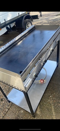 Commercial gas steel griddle - gas,