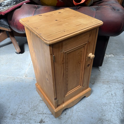 Vintage solid pine pot - pine,