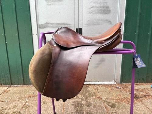 Stubben pony saddle used - 16",
