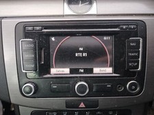 2011 VOLKSWAGEN PASSAT RADIO CD MEDIA PLAYER HEAD UNIT 3C0035279