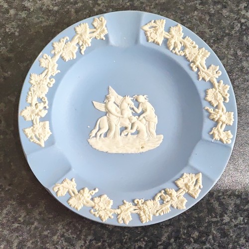 Blue jasperware style - blue, jasperware‑style