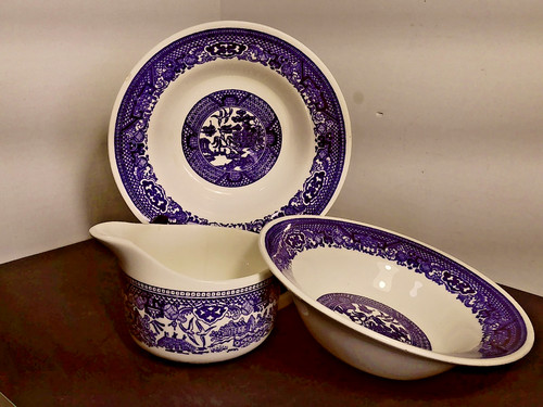 Vintage blue willow - willow, creamer