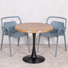 OUTDOOR RESTAURANT TABLE SET