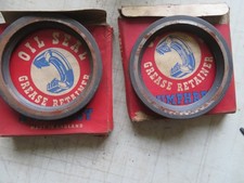 AUSTIN PRINCESS SHEERLINE A125, A135, FRONT    HUB OIL SEALS  N.O.S
