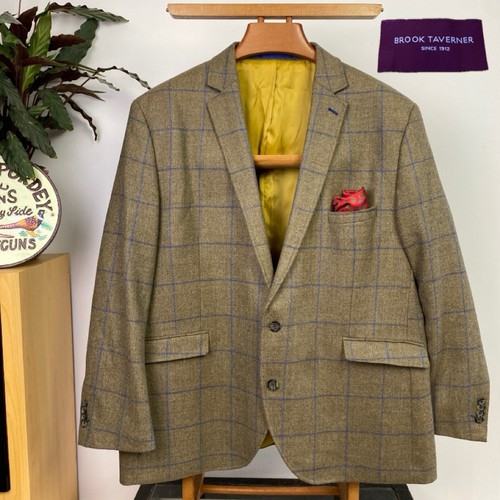 Brook taverner - taverner, (50s)