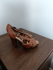 River Island Tan Leather Block