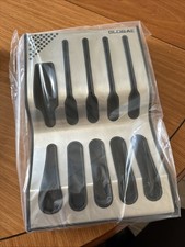 Global Knives G-88/4012/R 8 Piece 11.5cm Steak Knife & Fork Set With Holder £500