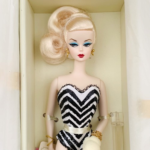 Debut barbie doll - debut, fashion
