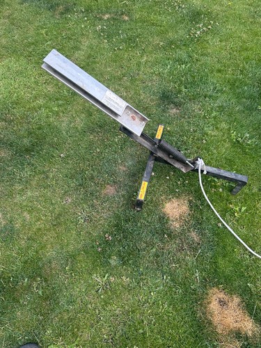 Manual clay trap - manual,