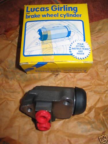 Front wheel brake - front,