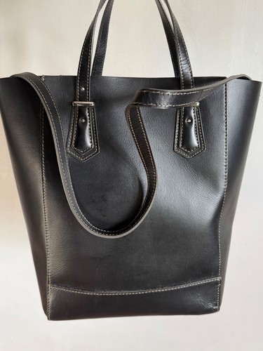 Clarks black leather crossbody - black,