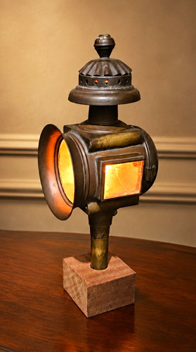 Vintage brass carriage lantern - brass,