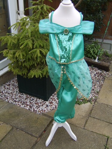 Disney jasmine dressing - jasmine, up