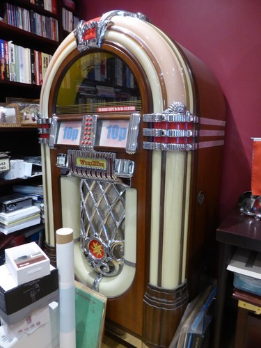 Wurlitzer jukebox one more
