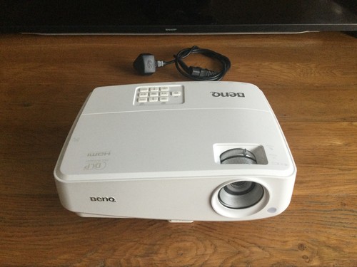 Benq tw526e ready 720p - hd,