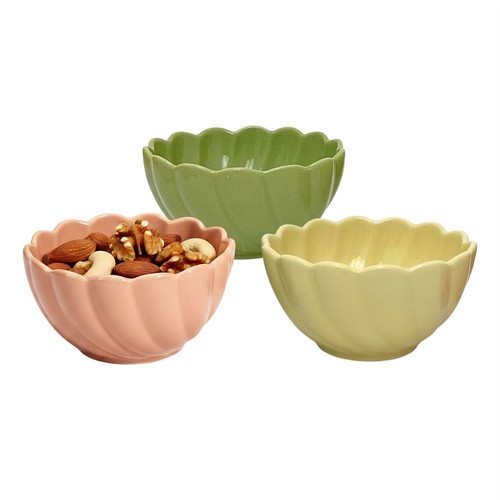 Set scalloped ceramic - of,