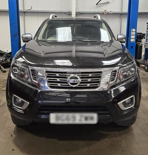 Nissan navara diesel - nissan, pick
