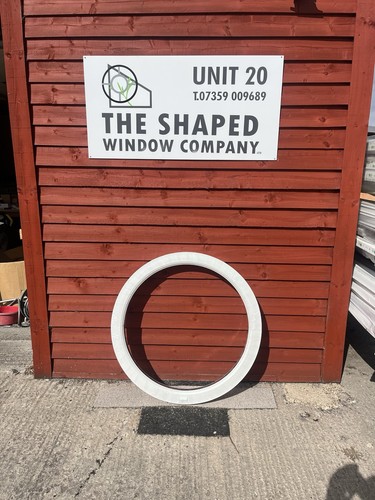 600mm round fixed white - fixed, circle