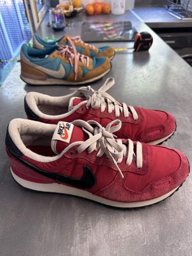 Rare 2011 nike - v,