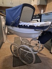 Silver Cross Vintage dolls  pram .   Navy  And White .  Excellent Condition