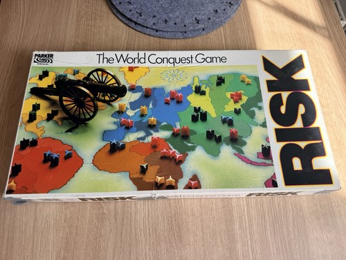 Vintage risk board game - risk,