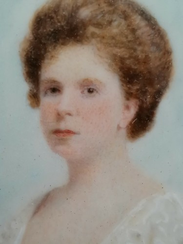 Boxed miniature portrait