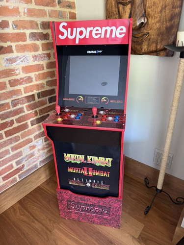 Supreme mortal kombat - supreme,