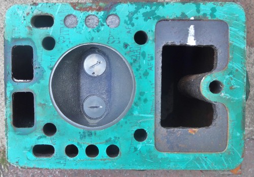 Lister cylinder head - head, clean
