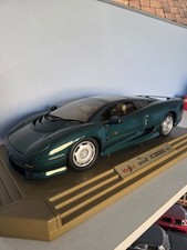 Jaguar XJ220 1/12 Scale In