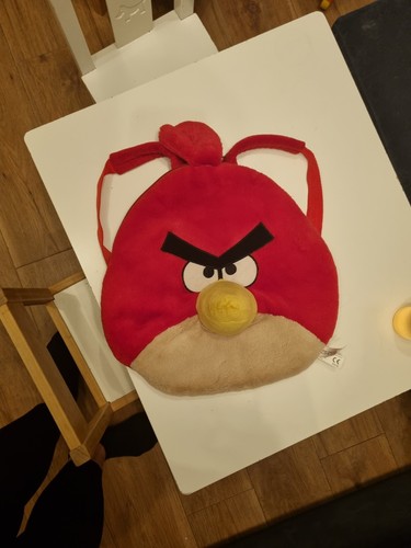 Angry bird backpack - angry,