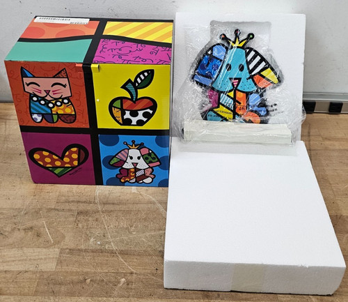 Romero britto royalty dog - romero,