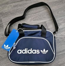 BNWT ADIDAS ORIGINALS SMALL
