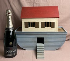 Stunning Handmade Large Wooden Noah's Ark with Removable Ramp & Roof