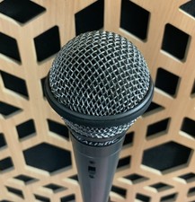 Vintage Shure White Label Realistic Dynamic Mic 33984 Working With Demonstration