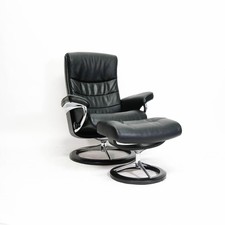 Ekornes Stressless Armchair Nordic (M) with Stool Signature Black Relax LIKE NEW!