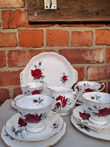 Vintage royal albert fine - vintage,
