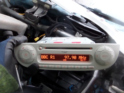 Fiat 500 stereo - 500,
