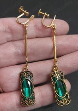 SCREW CLIP ON Vintage Gold Art