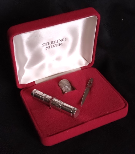 Sterling silver thimble holder - sterling,