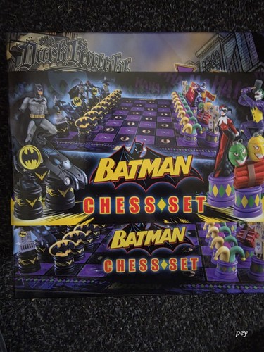 Noble collections the batman - noble,