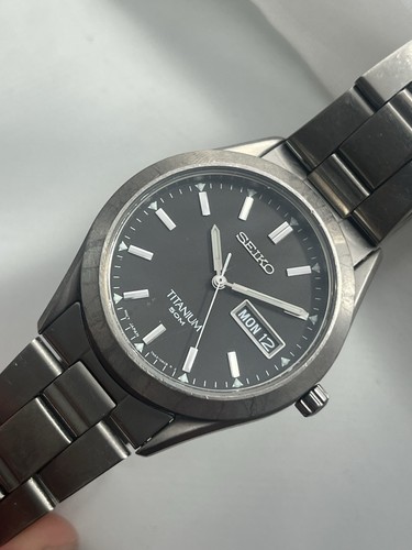 Seiko titanium day date - titanium,