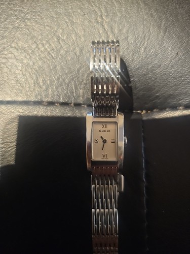 Gucci 8600l steel quartz - 8600l,