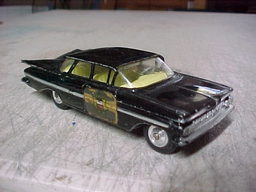 Corgi toys 223 chevrolet - corgi,