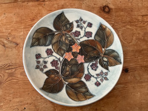 Moorcroft plate - moorcroft,
